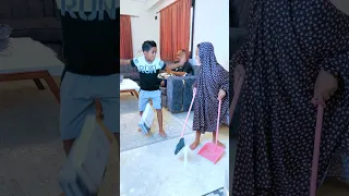 لما امك تكون بتنظف الشقة Shorts 