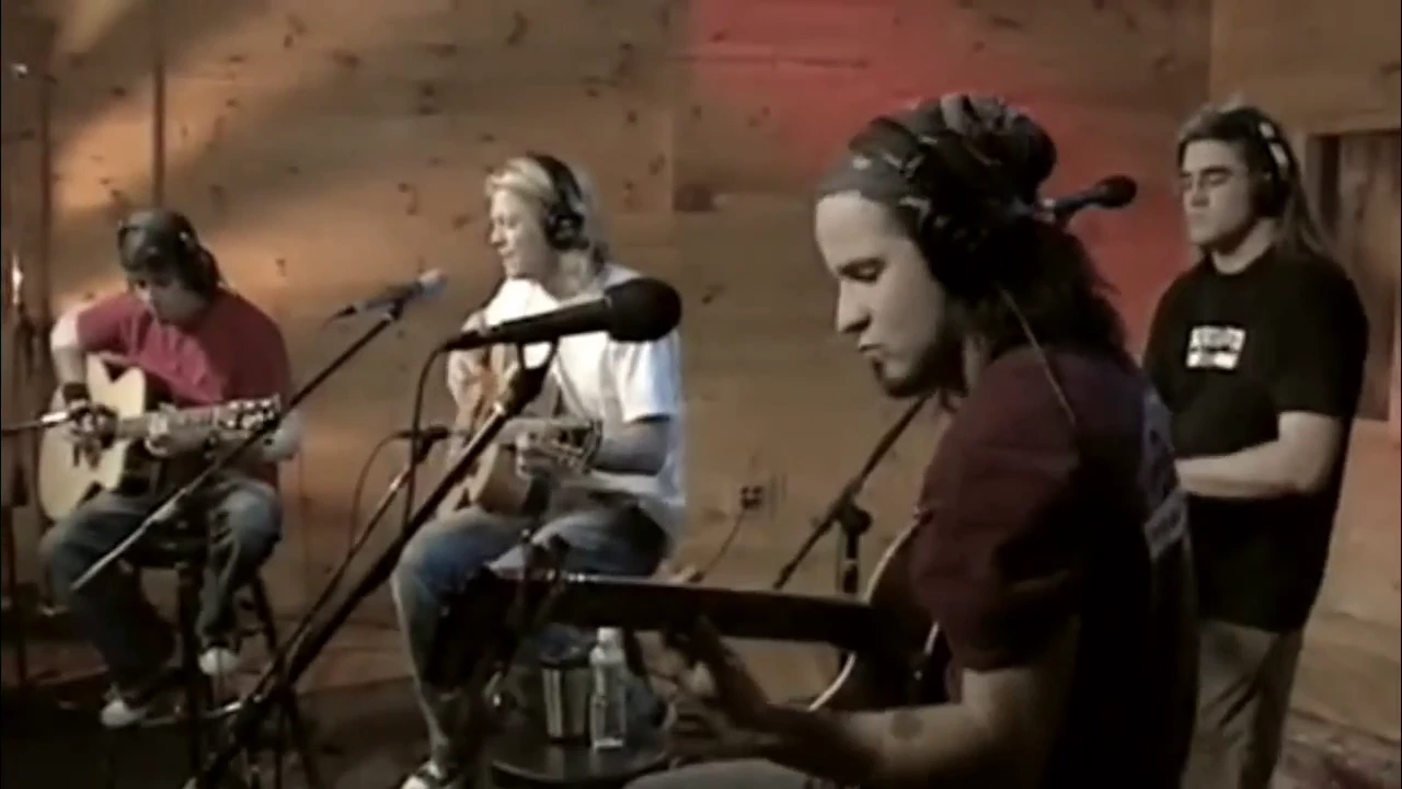 Puddle Of Mudd - Away From Me (Live at Sessions at AOL) (Acoustic) 11/23/03