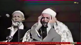 الشيخ أحمد  محمد عامر رحمه الله يعلم العالم القرآن كيف يتلى فى احدى عشر دقيقة بحضور الشيخ أحمد ديدات دندنها