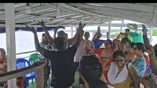 যান একবার ঘুরে আসুন যেমন খাওয়া-দাওয়া তেমন আনন্দ। 