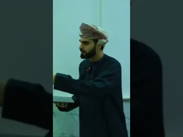 ⁣اية الله الشيخ حسن الجواهري عنذ قبر صاحب الجواهر