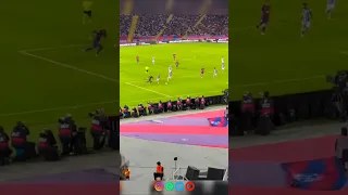 برشلونة يصطدم باريس سان جيرمان في قمة نارية تشعل دوري الأبطال مباراة برشلونة اليوم برشلونة Shorts 