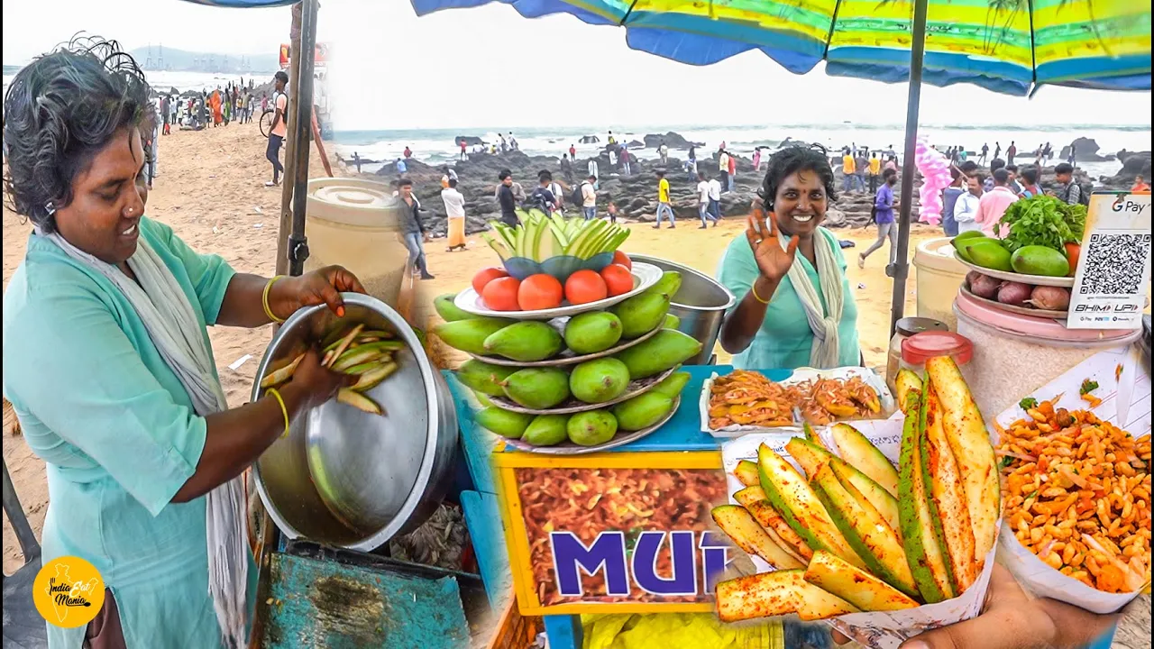 Visakhapatnam Beach Side Sweet Didi Selling Chatpata Kaccha Aam Masala Rs 30 Only l Vizag Food Tour