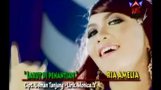 Download Ria Amelia-Larut Dipanantian Best House Dangdut MP3