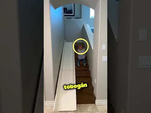 El La Vio Batallando Con Las Escaleras… Así Que Construyó Esto Para Ella 🥹🛝