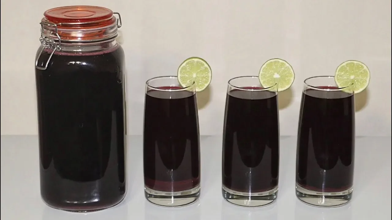 How To Make Zobo Drink (Sorrel Drink Or Roselle Drink Or Hibiscus Tea)
