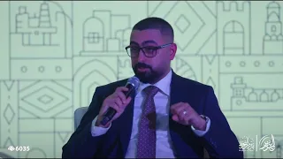 الجلسة الحوارية في حدث بدور النجف