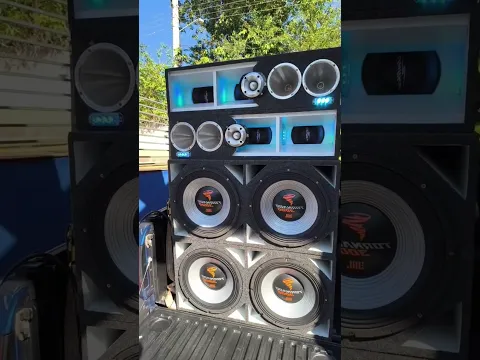 PAREDÃO DE SOM JBL TORNADO GIGANTE NA SAVEIRO!