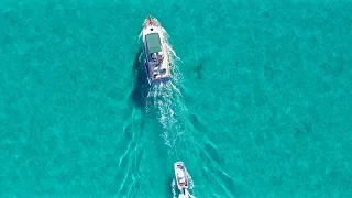 SOLD EVERYTHING AND MOVED ON A BOAT! – Our Story