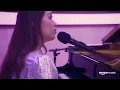 Laufey - Goddess (Live) | CURVED | Amazon Music
