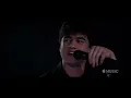 5 Seconds Of Summer (5SOS) - Amnesia (On The Record: Youngblood Live)