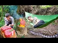 Download Lagu How to Cook Primitive Steak in a Stone Oven | I Survived A Giant Snake Attack | Ly Thi Hoa