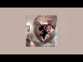 Download Lagu blank space x shout out - (sped up)