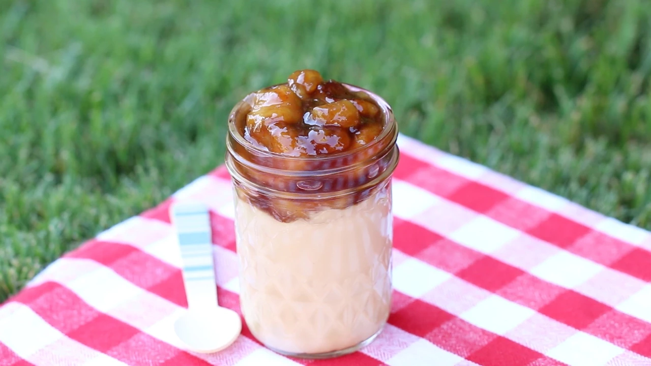 Butterscotch Pudding & Caramelized Bananas (ENTERTAINING WITH BETH PICNIC COLLAB!) - BBB Ep 30