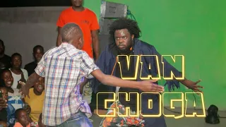 van choga with shocking energy on stage