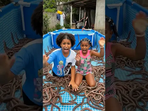 Cuando no escuchas a tu abuela... 👵🐍