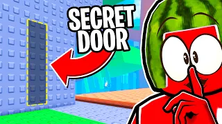 Using GLITCH SPOTS in +1 Monkey Escape (Hide and Seek)