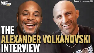 Alexander Volkanovski on FINISHING Movsar Evloev for title, Islam Cooking w/ Volk?! | Daniel Cormier