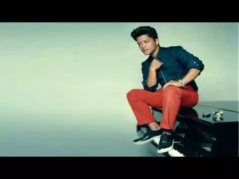 Download MP3 Bruno Mars - Uptown Funk ft. Mark Ronson (Free MP3 Download)