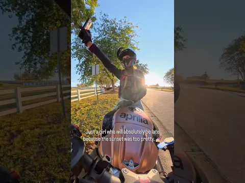 Can’t pass a pretty sunset like that without pics 🎥 Insta360 X5 (code SAMMY for freebies) #bikers