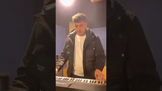 اسمعو اقوه لايف      معا امين خطاب وشارون درامز ويوسف اوشا     اسمع كلام جميل دا دندنها