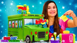 🛁 HER ŞEY YERLİ YERİNDE! Paw Patrol ile Banyoyu Temizliyoruz ve Oyuncakları Birleştiriyoruz