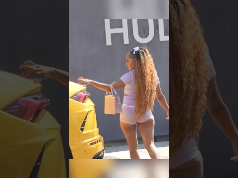 watch how fast my car changes her mind GOLD DIGGER😳 #fyp #viral #prank