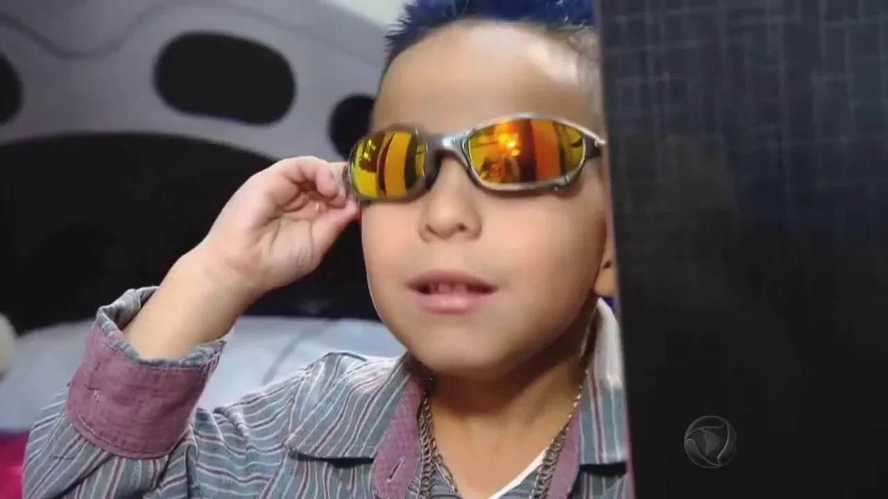 Veja as polêmicas em torno dos funkeiros mirins