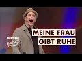 Download Lagu Zen-Frau vs. Chaos-Mann | Kaya Yanar - Fluch der Familie