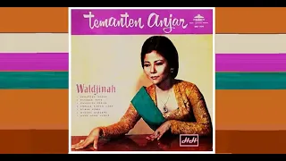 waldjinah bersama o k bintang surakarta kuwih sempe 1960s 