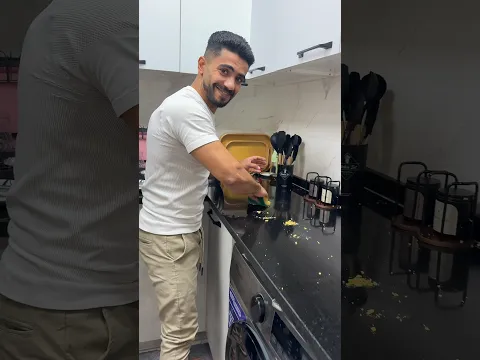 تجربة تفجير البيض 😂😂