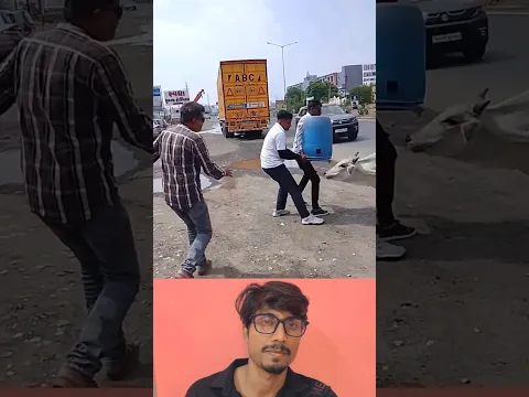 अच्छा हुआ कि कोई टक्कर होने से पहले ही बचा लिया 🫡😊
