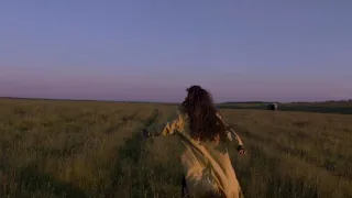 موسيقى جميلة جدأأ                 دندنها