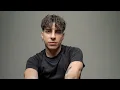Download Lagu ΖAF: «Σιώπησα για το bullying – μέχρι που το έκανα μουσική»