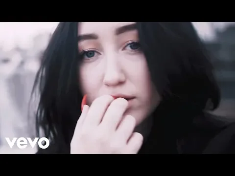 Download MP3 Noah Cyrus - Again (Official Music Video) ft. XXXTENTACION