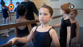 Samen oefenen voor een mooie balletdans | Dansen met Jasper en Kaya | Kindertijd KRO-NCRV