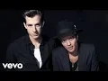 Download Lagu Mark Ronson - Uptown Funk (Live on SNL) ft. Bruno Mars