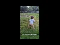 Download Lagu BAYI 11 BULAN BELAJAR JALAN DIATAS RUMPUT