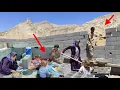 Download Lagu Iranian Nomadic Builders Build a Dream Home for the Ishaq Family - A Culinary Journey
