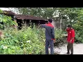 Download Lagu Dakloze oude man HUILT wanneer hij een oud huis krijgt om in te wonen