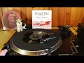 Lee Lewis - French Kiss (The Remix) (1989 - 45T)