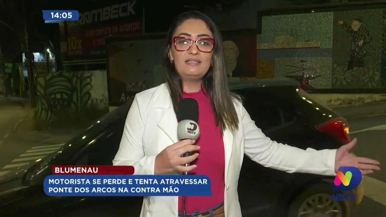Blumenau: Motorista se perde e tenta atravessar Ponte dos Arcos na contra mão
