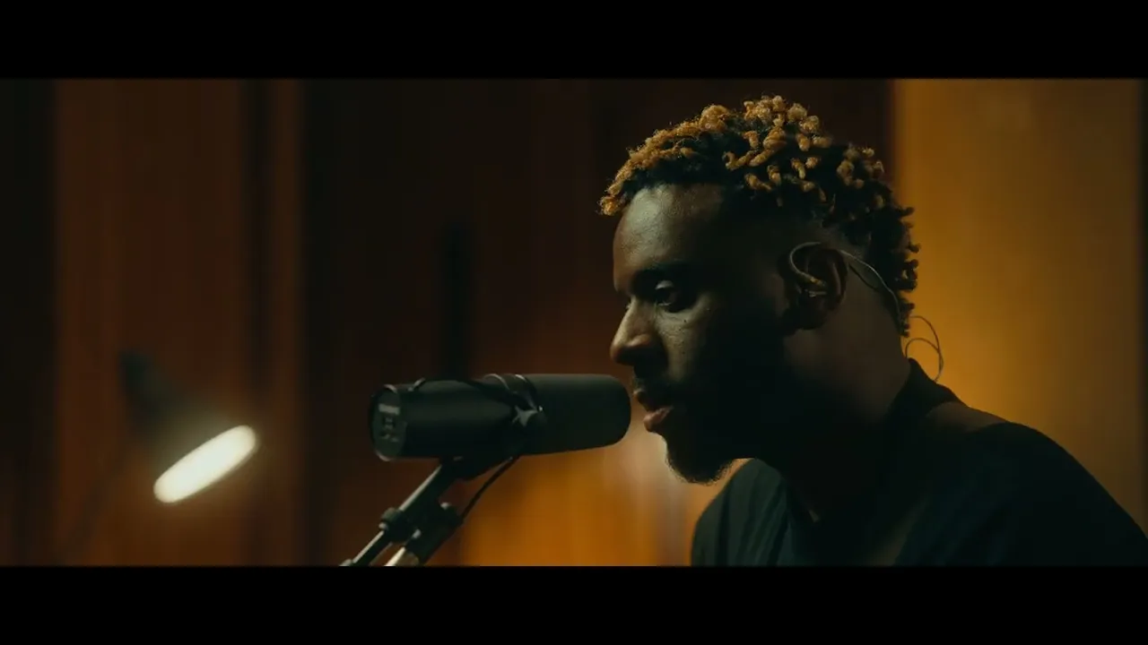 Myles Smith - Solo (Live at KONK Studios) Myles Smith - Solo (Live at KONK Studios)