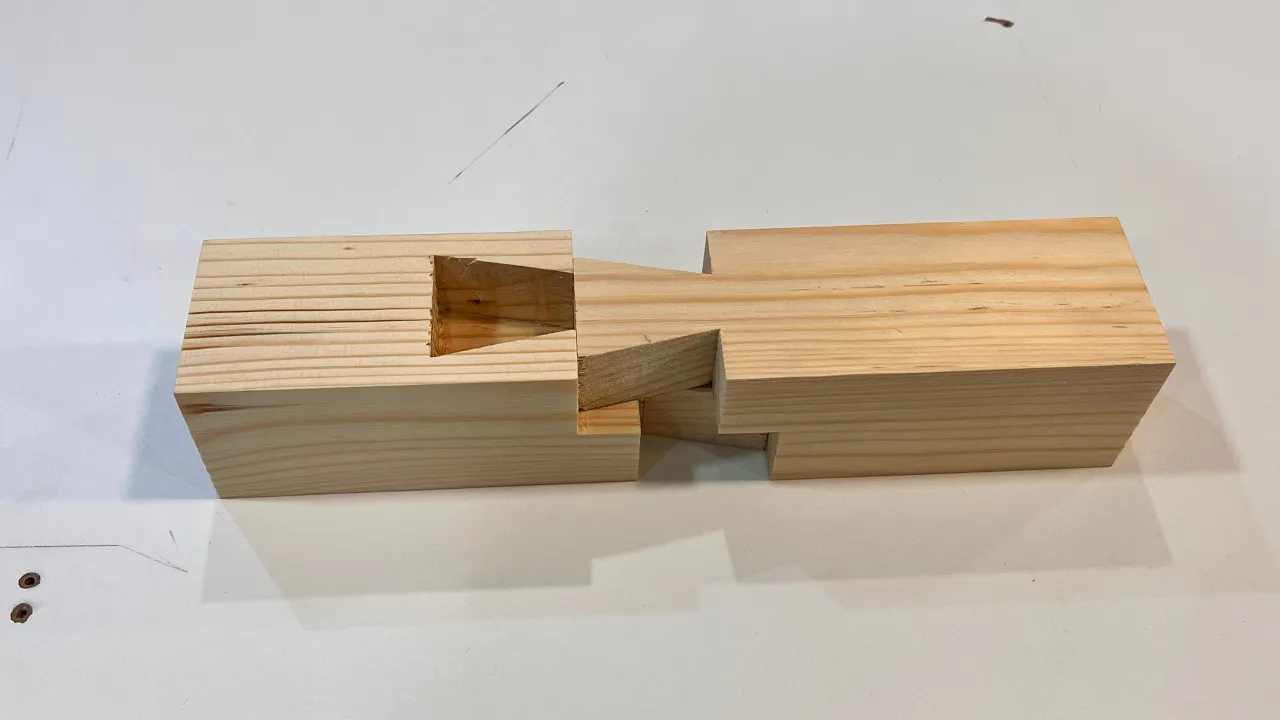 Dovetail Joint