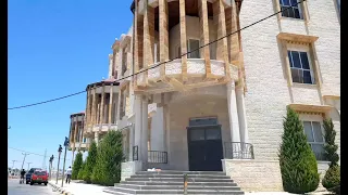 حبيبتي افتحي شباكك انا جيت انا واقف تحت البيت دندنها