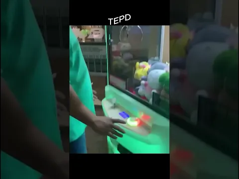 🎁 Este pai ganhou o brinquedo! Mas assista até o final! 😲