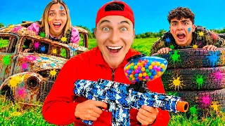 JUGAMOS A LAS ESCONDIDAS EN UN CAMPO DE PAINTBALL !!