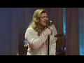 Download Lagu Kelly Clarkson - Christmas Isn't Canceled (Just You) [TikTok Holiday Kickoff Celebration 2021] [HD]