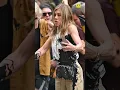 Lagu Jennifer Aniston gets oil thrown on her while filming 'The Morning Show' #shorts