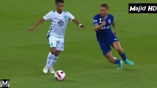 كل ماقدمه عبدالرحمن غريب ضد الهلال الدور الاول موسم                                             دندنها
